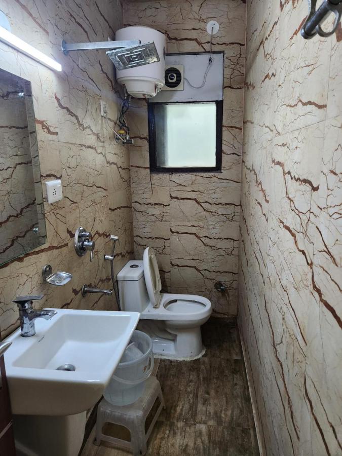 Hotel Cozy Cave Near Igi Airport Delhi New Delhi Ngoại thất bức ảnh