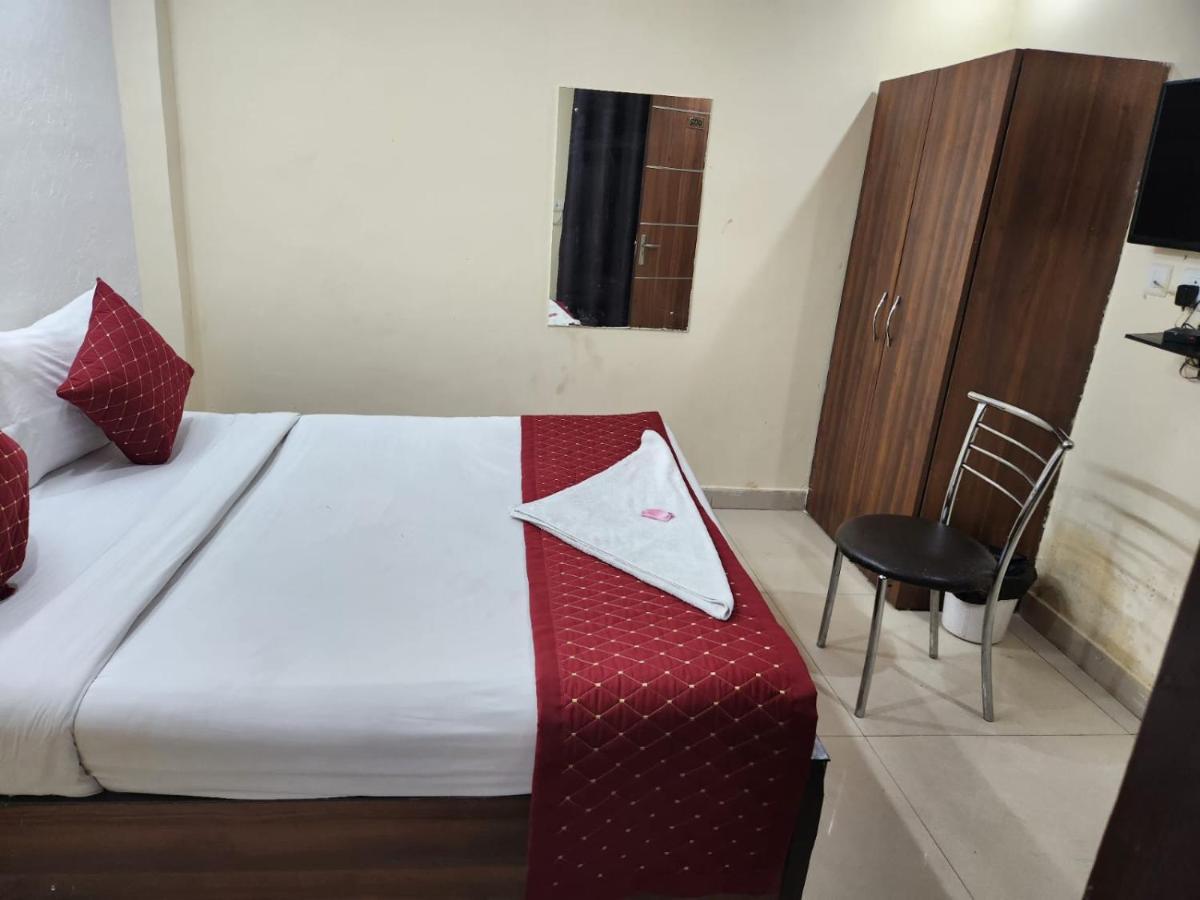 Hotel Cozy Cave Near Igi Airport Delhi New Delhi Ngoại thất bức ảnh
