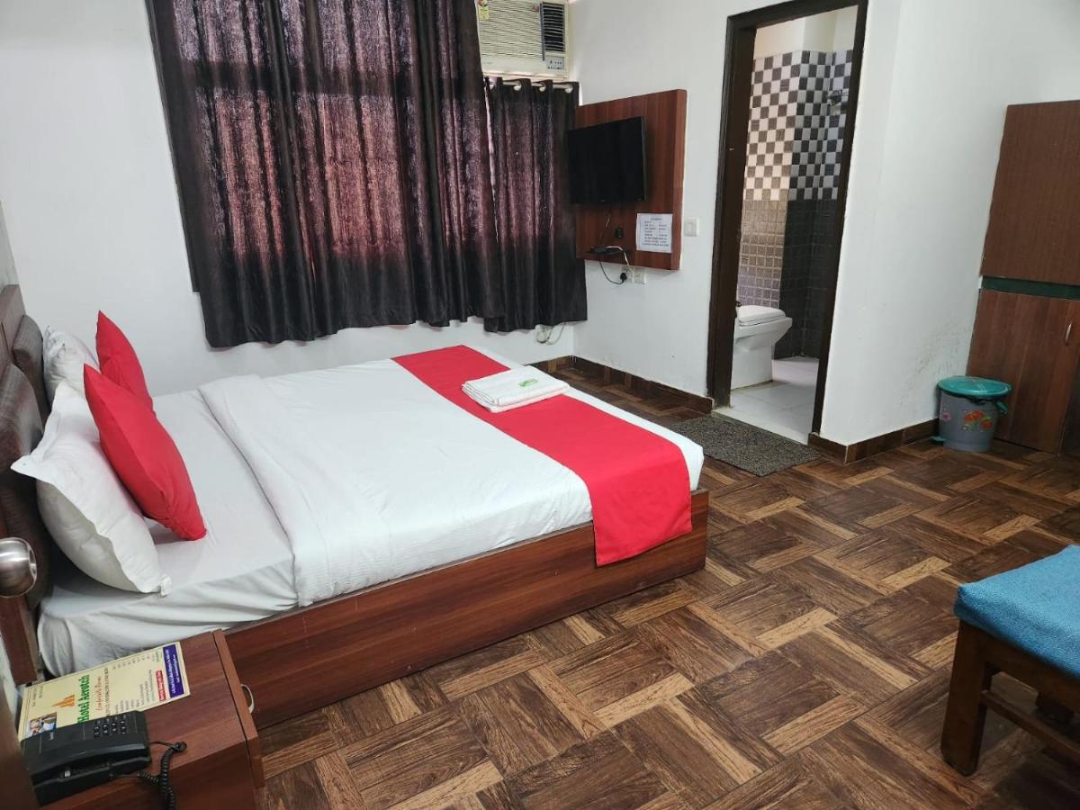 Hotel Cozy Cave Near Igi Airport Delhi New Delhi Ngoại thất bức ảnh